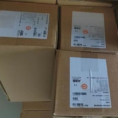 เครื่องตั้งตําแหน่งวาล์วควบคุม ABB V18345-001 เครื่องตั้งตําแหน่งดิจิตอล และ Fisher 67CFR Regulator
