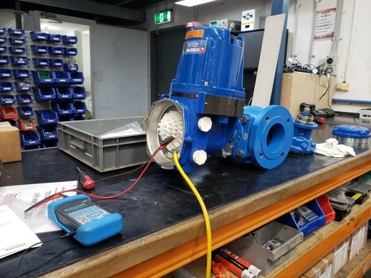 Limitorque MX - 100 MX - 85 MX - QX Electric Actuator ทำงานร่วมกับ Flowserve Valve