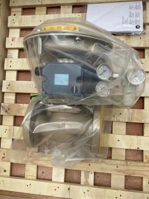 Samson Control Valves 3241 Globe Valve พร้อมตัวกระตุ้นนิวเมติก 3277 และ 3725 Positioner 4708 Regulator