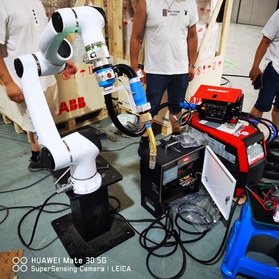 แขนหุ่นยนต์ทำงานร่วมกัน 6 แกน Elfin10-L พร้อมเครื่องเชื่อมจีน Megmeet Artsen CM