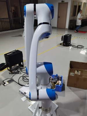 หุ่นยนต์เพื่อการศึกษาแบรนด์จีน CNGBS-G05 Cobot 6 แกนพร้อม Onrobot RG6 Gripper Cobot Pallerizer