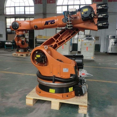 หุ่นยนต์อุตสาหกรรม KUKA KR 210 R2700-2 พร้อม CNGBS หุ่นยนต์จับของ 6 แกน หุ่นยนต์แขนสําหรับการจัดการวัสดุ