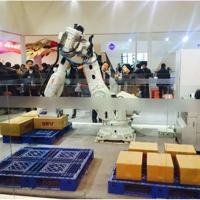 ABB 6 Axis Robotic Arm IRB 6700-155/2.85 พร้อมเครื่องล้าง CNGBS สําหรับอัตโนมัติหุ่นยนต์ปาเลต
