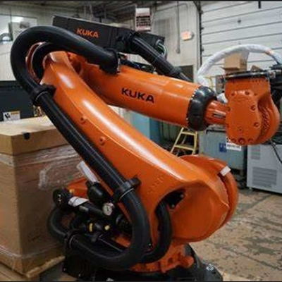 6 แกน โรบอติก แอร์ม การปั่น Kuka KR 210 R2700-2 กับ CNGBS การปั่น Positioner สําหรับ โรบอต การปั่น