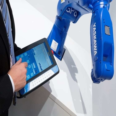 6 Axis Pick And Place Robotic Arm Yaskawa GP8 พร้อม CNGBS หุ่นยนต์จับสําหรับหุ่นยนต์รับมือวัสดุ
