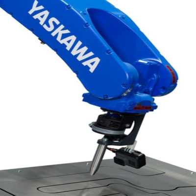 แขนหุ่นยนต์ 6 แกน Yaskawa GP25 กับ CNGBS หุ่นยนต์ Dress Pack สําหรับการจัดการหุ่นยนต์อัตโนมัติ
