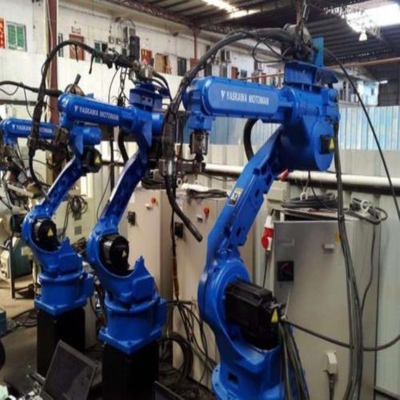 Yaskawa Robot Arm 6 Axis GP180 พร้อม CNGBS เครื่องจับหุ่นยนต์ที่กําหนดเองสําหรับหุ่นยนต์รับมือ pallet