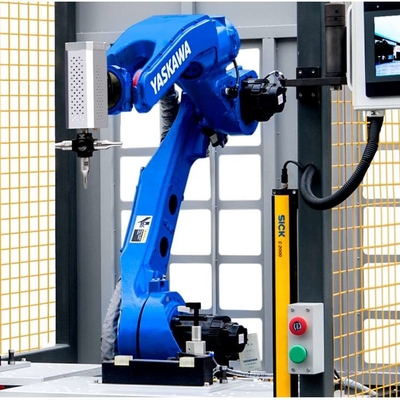 6 Axis Painting Robotic Arm Yaskawa MPX1950 พร้อม CNGBS เสื้อผ้าหุ่นยนต์สําหรับหุ่นยนต์สีอัตโนมัติ