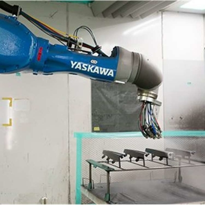 การทาสี 6 Axis Robotic Arm Yaskawa MPX2600 กับสถานีทําความสะอาดปืน CNGBS สําหรับการทาสีหุ่นยนต์
