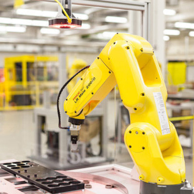 FANUC LR Mate 200iD 6 Axis Industrial Robot Arm With CNGBS Gripper สําหรับการประกอบเครื่อง