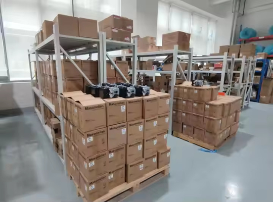 Masoneilan SVi1000 เครื่องตั้งตําแหน่งวาล์วควบคุมดิจิตอล พร้อมวาล์วควบคุมจีน พร้อมสวิทช์ตําแหน่งและเครื่องส่ง 496
