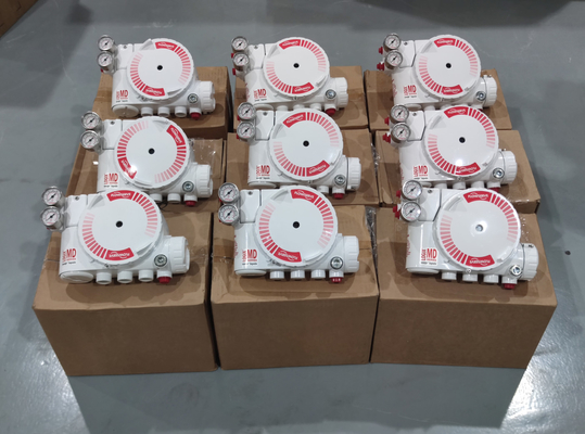 วาล์วควบคุม Pneumatic Linear กับ Flowserve LOGIX 520MD DIGITAL HART VALVE POSITIONER และ ASCO Solenoid Valve ในคลัง