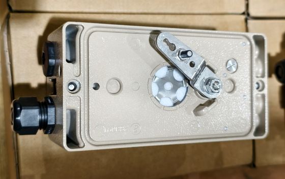 Samson Pneumatic Smart Positioner 3730-31001 พร้อมวาล์วผีเสื้อและ Asco Solenoid Valve