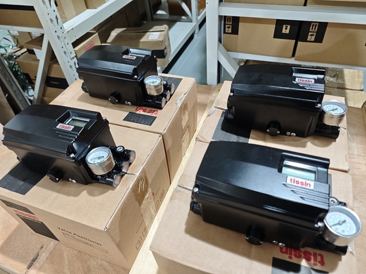 วาล์วบอลนิวเมติกพร้อมชุดอุปกรณ์ควบคุมตำแหน่งอัจฉริยะ Tissin TS800/TS805 Series ดั้งเดิมจากเกาหลี และชุดกรองปรับแรงดัน SMC AW20