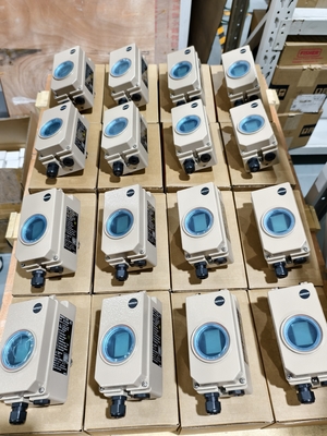 ตำแหน่งโพสิชันเนอร์แบบใช้ไฟฟ้า SAMSON ใหม่ 100% พร้อมการสื่อสาร FOUNDATION Fieldbus 3730-5 3730-2