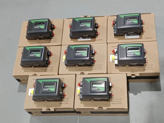 SAMSON 3222 ซีรีส์ วาล์วควบคุมปนูเมติกกับ Fisher 3582i Positioner