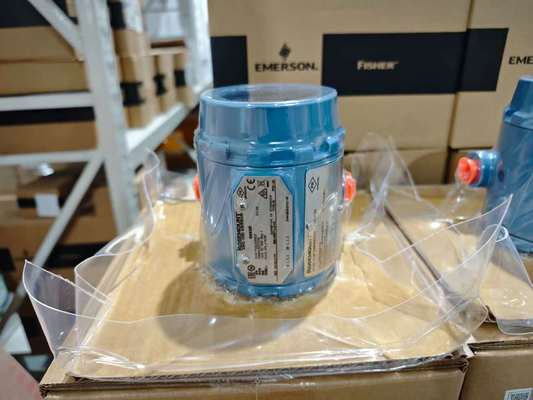 ระยะไร้สาย เสาอากาศภายใน 225 ม. Proline Promass A 100 โฟลว์มิเตอร์ Coriolis 12 ถึง 42.4 VDC Rosemount 3051C/3144P ทรานสมิตเตอร์