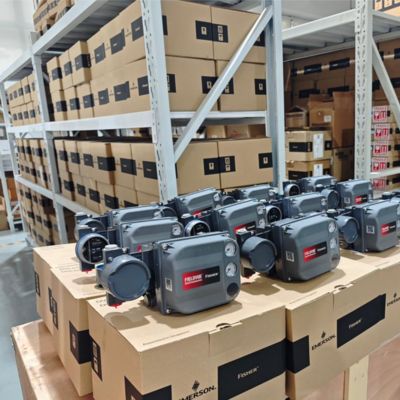 ตัวควบคุมวาล์วแบบนิวเมติก Fisher DVC6200, ตัวระบุตำแหน่งวาล์วอัจฉริยะ และโซลินอยด์วาล์ว Buerkert Type 5404