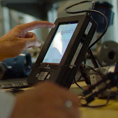 อุปกรณ์วินิจฉัยเคลื่อนที่แบบพกพา รองรับ HART Fieldbus อุปกรณ์อุตสาหกรรม Emerson AMS Trex Device Communicator