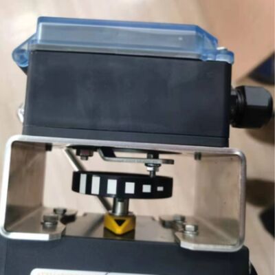 Samson ควบคุมวาล์วโลก 3241 พร้อม 3277 ตัวกระตุ้นแบบนิวเมติกและ Masoneilan SVI2 21113111 ตัวกำหนดตำแหน่งวาล์ว 4708 regula