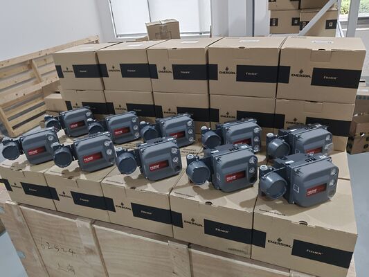 การสื่อสาร HART 4-20mA Input Digital Valve Positioner พร้อมโฮสติกของเหล็กอัลลูมิเนียมสําหรับวาล์วควบคุม