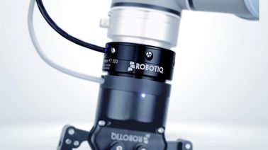 ROBOTIQ FT 300 FORCE TORQUE SENSOR อุปกรณ์เสริมสำหรับหุ่นยนต์