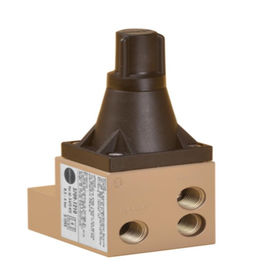 Samson Steel 3709 Solenoid Control Valve Positioner สำหรับควบคุมอุปกรณ์แอคชูเอเตอร์เชิงเส้น