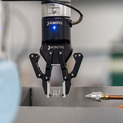 ROBOTIQ robotic gripper ชิ้นส่วนอะไหล่แขนหุ่นยนต์ Hand-E รวมกับหุ่นยนต์ทำงานร่วมกันของ UR