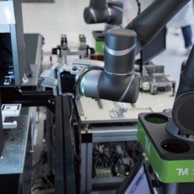 แขนหุ่นยนต์อุตสาหกรรมอัตโนมัติ 6 แกน The Tm5 Collaborative Robot