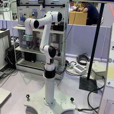 หุ่นยนต์พ่นยา Elfin E10 Handling Robot with Collaborative Robot Arm 6 Axis