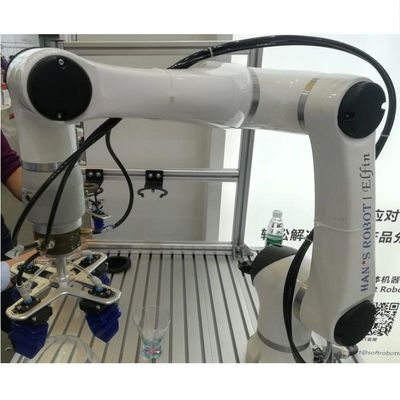 6 Aixs Cobot ของ Elfin E03 พร้อมน้ำหนักบรรทุก 3KG 590MM Reach สำหรับ Universal Robot และเครื่องเชื่อม