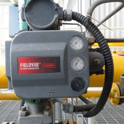 ตัวควบคุมวาล์วดิจิตอล FIELDVUE AD DVC6200 ที่มีประสิทธิภาพสูงเป็นชิ้นส่วนวาล์วที่ใช้กับวาล์วควบคุม