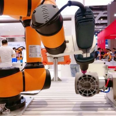 แขนหุ่นยนต์ร่วมปฏิบัติงาน 6 แกน AUBO i5 สำหรับสกรูล็อคแบบ Cobot