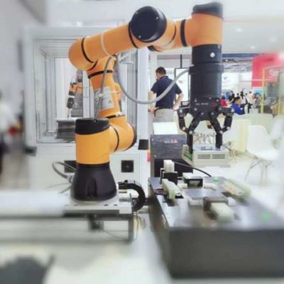 เลือกและวางหุ่นยนต์ AUBO I10 Cobot Robotic Arm 6 Axis สําหรับการทํางานเป็นหุ่นยนต์ร่วมมือ