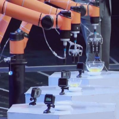 Cobot AUBO I16 6 แกนสำหรับการโหลดและขนถ่ายเป็นหุ่นยนต์ร่วมปฏิบัติงาน