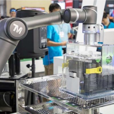 แขนกลร่วมปฏิบัติงาน OMRON TM12M แขนกล 6 แกน แบบหุ่นยนต์โคบอท