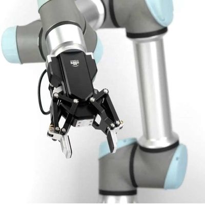 Robot Gripper AG-95 ผสมผสานกับ UR Robotic Arm 6 Axis ในฐานะหุ่นยนต์ร่วมปฏิบัติงาน