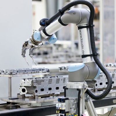 หุ่นยนต์อุตสาหกรรม UR5 Universal 6 Axis Robot Arm Gripper อุปกรณ์เครื่องขัด