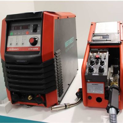 หุ่นยนต์ Welder Megmeet Artsen CM500C Welder กับ CNGBS หุ่นยนต์ปั่นเป็นเครื่องปั่นหุ่นยนต์