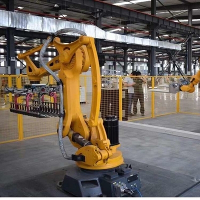 หุ่นยนต์ปั๊มขึ้นรูป ER15-1520-PR แขนกลอุตสาหกรรม 4 แกน แบบ Universal Robot