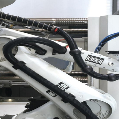 LEONI Robot Dresspack Systems สำหรับ KUKA Kawasaki FANUC YASAKWA หุ่นยนต์เชื่อม